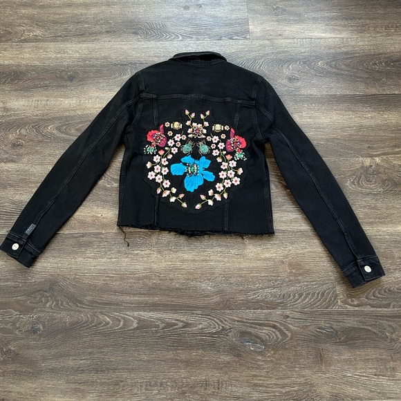 7 For All Mankind Cropped Embellished Black Jean Jacket - Picture 2 of 4